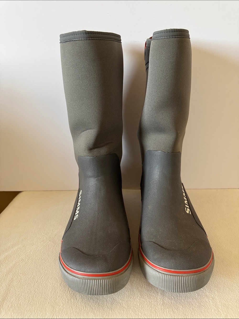 Simms Challenger Pull On Boot - Picture 2 of 10